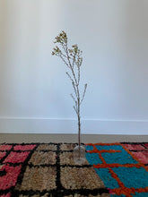 Load image into Gallery viewer, Seamar Translucent Tube Vase